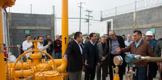 Llevan gas natural a Linares tras 40 años de espera