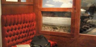 Muestra Museo del Noreste interior de un vagón de ferrocarril