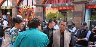 Hace historia El Bronco y completa emvìo de firmas de 17 estados