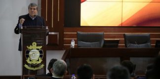 Expone Gobernador panorama de NL en Centro de Estudios Superiores Navales