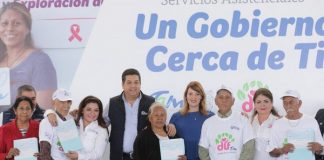 Gobernador entrega apoyos a familias de la región ribereña