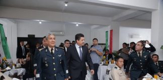 Reconoce Gobernador al Ejército Mexicano en su día.