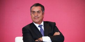 Asiste El Bronco a Congreso de Ingeniería Civil