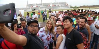 Cierra Maki Ortiz con éxito las Fiestas de Aniversario