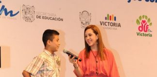 Presenta conferencia Familia con Valores, Hijos con Futuro