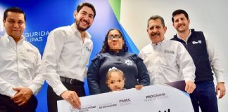 Reciben hijos de Policías Estatales segundo pago de becas del ITABEC