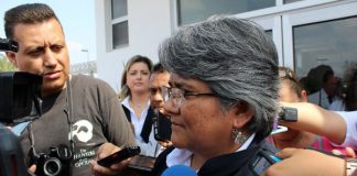 Trabajadores de Salud cuentan con certeza jurídica y laboral: Secretaria