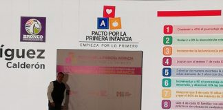 Firma Bronco pacto por la niñez