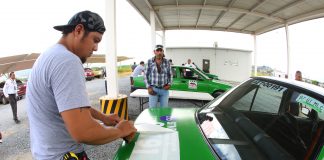 Reprograma AET plan de verificación de taxis