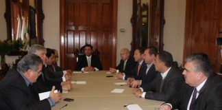 Acuerdan mesas de trabajo Estado y CEE