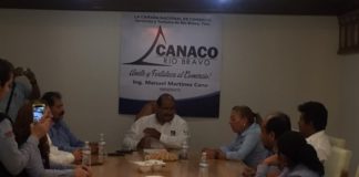 ESCUCHA A MIEMBROS DE LA CANACO Y CONVIVE CON MAESTROS LA INGE MARIA DEL CARMEN PEREZ ROSAS