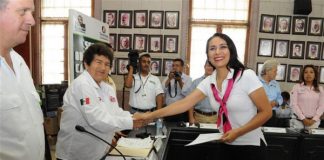 MAGDA PERAZA CON LA “SOGA AL CUELLO”