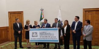 Recibe Cruz Roja donativo de Colegio de Notarios Públicos de NL