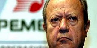 SINDICATO DE PEMEX, EL PALACIO DE PODER, PASIÓN Y DESPILFARRO DE CARLOS ROMERO DESCHAMPS.