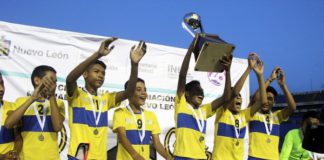 Condecoran a dos escuelas que ganaron “Mundialito NL”