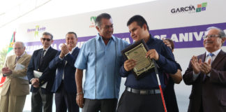 Galardona Estado a estudiantes con discapacidad