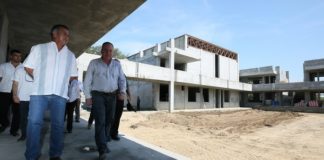 Inspecciona Bronco obras de prepa militarizada en Montemorelos