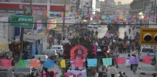 Magno festejo del día de muertos en Río Bravo.