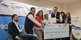 Entrega Gobierno de Tamaulipas apoyos a mujeres y jóvenes emprendedores en Reynosa.