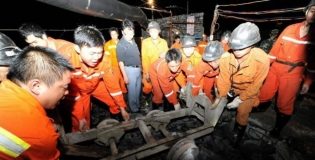 Accidente en mina de China deja al menos 20 muertos