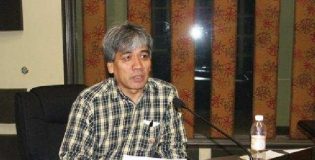 QUE NO PIERDA EL TIEMPO EN OBRAS DE RELUMBRÓN.