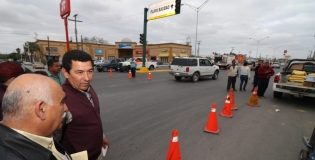 Instruye Mario López trabajar en proyecto para instalación de puentes peatonales