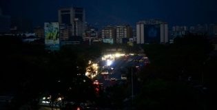 Caracas registra tercer apagón; suman casi dos días sin luz