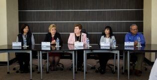 Disertan en la UAT conferencia sobre los retos de la educación superior