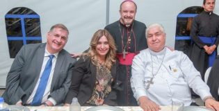 Acude Alcaldesa a 60 Aniversario de Diócesis de Matamoros.