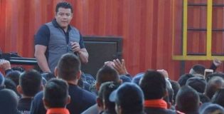 Ismael Figueroa trianguló 180 mil pesos: Contraloría