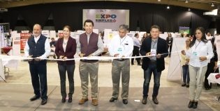 Inaugura alcalde Mario López Expo Empleo Emprendedor 2019.