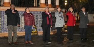 Preside Marsella Huerta de López, honores a la bandera en plaza “Miguel Hidalgo”.
