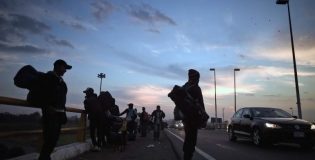 Arrestan a casi mil migrantes en frontera Arizona-Sonora