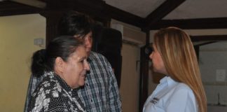 SITUADA EN LOS PRIMEROS LUGARES,DE LAS ENCUESTAS,ROXANA GÖMEZ SE PERFILA COMO GANADORA ABSOLUTA.