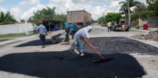 Trabaja Gobierno de Acción en programa de bacheo