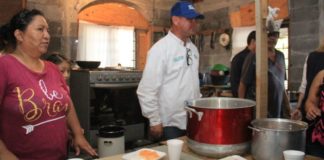 Sebien continúa supervisando comedores instalados en beneficio de las familias damnificadas en Reynosa.