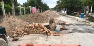 REEMPLAZAN LINEA DE DRENAJE YA OBSOLETA EN FRACCIONAMIENTO REYNOSA.