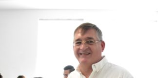 HACE ENTREGA DE 2 MIL 886 PARES DE LENTES EL SISTEMA DIF,REYNOSA.