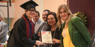 Felicita Alcaldesa a egresados de la XXXV Generación del CETIS 131