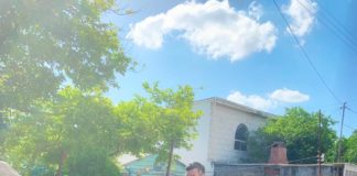 Juan Carlos Zertuche no olvida a su gente.