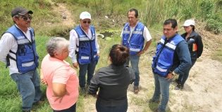 Atiende Gobierno del Estado petición de colonos para desazolvar dren y evitar inundación.
