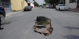 Da solución COMAPA a fugas de agua en la Antonio J. Bermúdez.