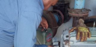 Dan mantenimiento a equipos de bombeo en San Valentín y Paseo de las Flores.