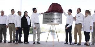 Inaugura Gobernador en Llera Fase III del Parque Eólico Tres Mesa.