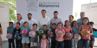 Lleva alcalde Mario López beneficios a familias, a través del programa “Bienestar en tu colonia”..