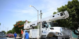 Se rehabilita el Alumbrado Público en los Fraccionamientos, Azteca y Satélite,gracias a las acciones del Gobierno Municipal.
