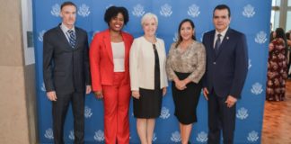 Presentan a nuevos funcionarios del Consulado de Estados Unidos.