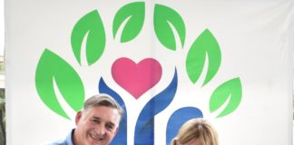 REYNOSA TRABAJA EN EQUIPO CON LOS ADULTOS MAYORES.