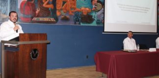 Entrega UAT becas a hijos de docentes sindicalizados