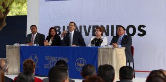 Reconoce UAT a maestros y alumnos de Enfermería en Nuevo Laredo